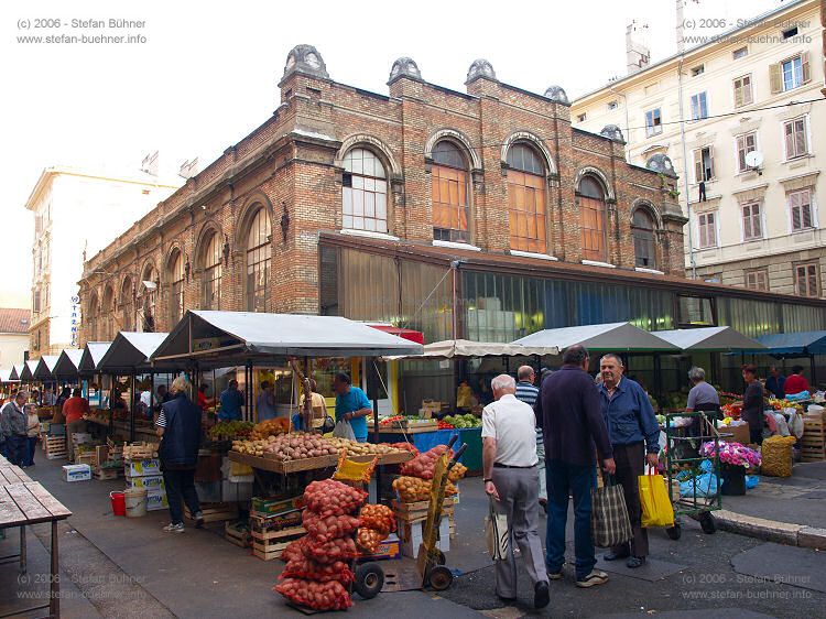 einer der M�rkte von Rijeka - hier gibt es alles, was die Landwirtschaft des Umlandes zu bieten hat
